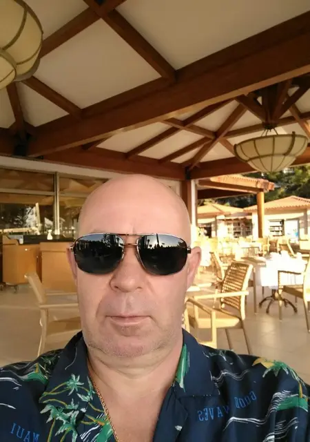 Я Феликс, 57, знакомлюсь на одну ночь в Гродно