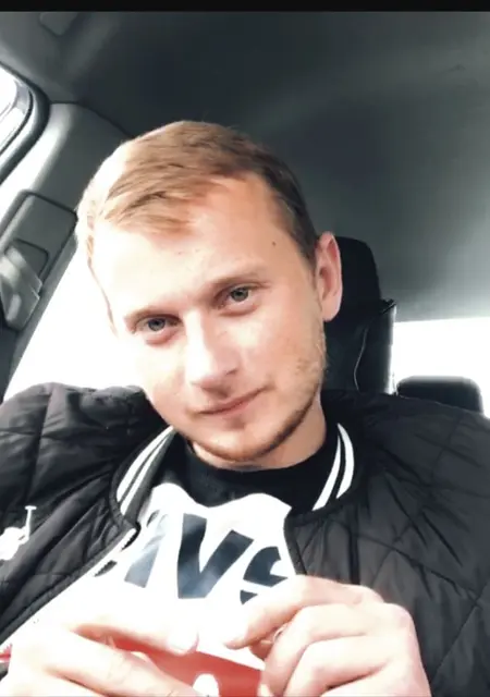 Дима з Вінниці, шукаю на сайті знайомства на одну ніч