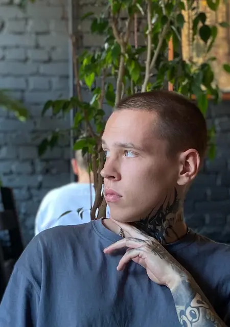 Михаил из Кургана, ищу на сайте знакомства на одну ночь