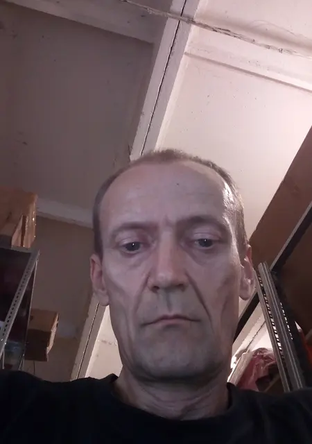 Максим из Новочеркасска, мне 44, познакомлюсь без обязательств