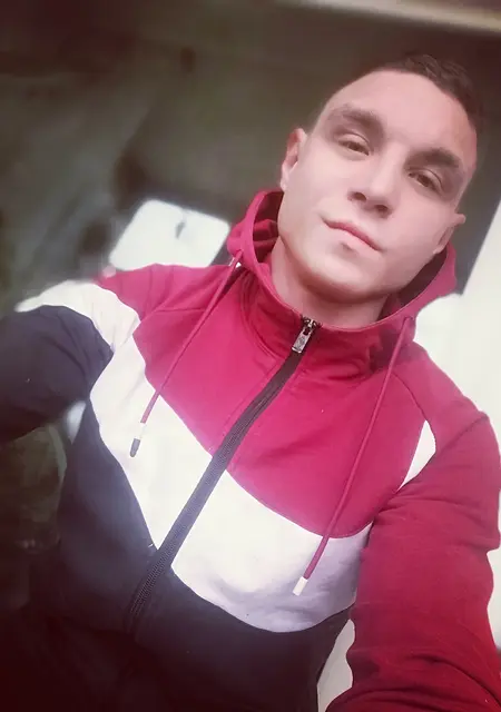 Я Хозяин, 27, знакомлюсь для приятного времяпровождения в Новошахтинском