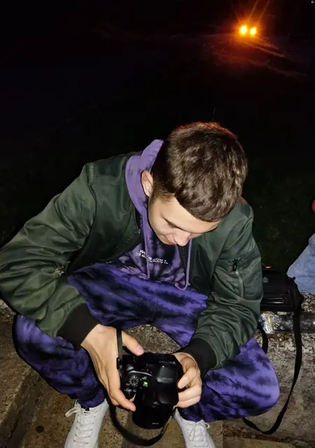 Артём из Томска, ищу на сайте знакомства на одну ночь