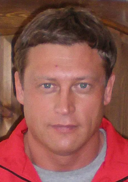 Сергей из Севастополя, ищу на сайте знакомства на одну ночь