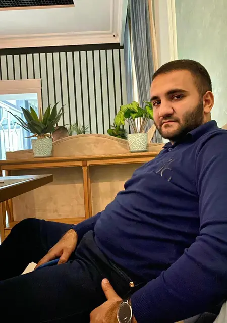 Алик из Саратова, мне 30, познакомлюсь без обязательств