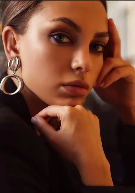 Я Эля, 33, из Тулы, ищу знакомства без обязательств