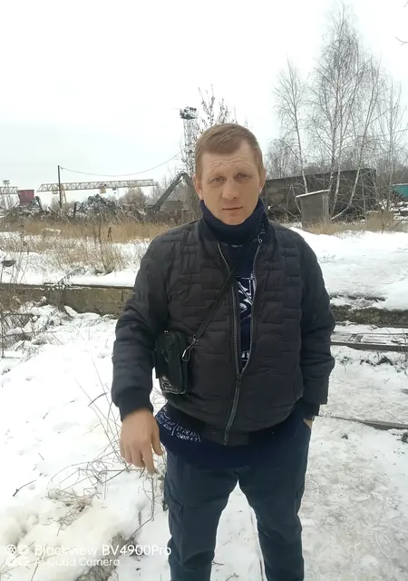 Я Alexander, 49, из Энгельса, ищу знакомства на одну ночь