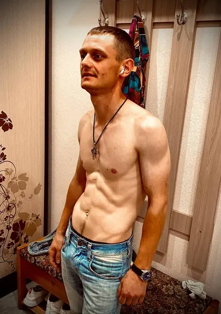 Я Артем, 31, из Петрозаводска, ищу знакомства без обязательств