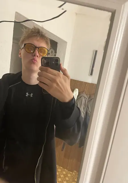 Дмитрий из Череповца, ищу на сайте знакомства на одну ночь