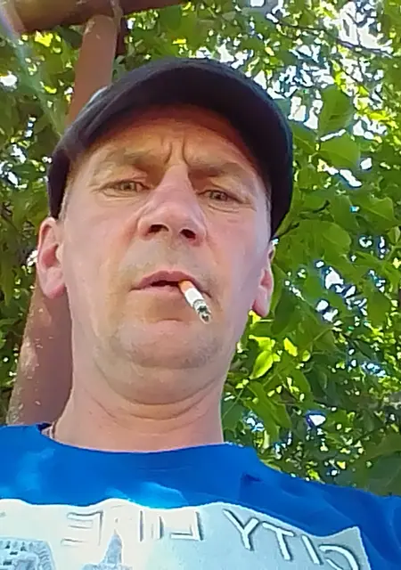 Вадим из Невинномысска, ищу на сайте знакомства без обязательств