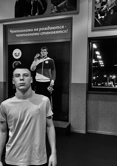 Никита из Калининграда, ищу на сайте знакомства на одну ночь