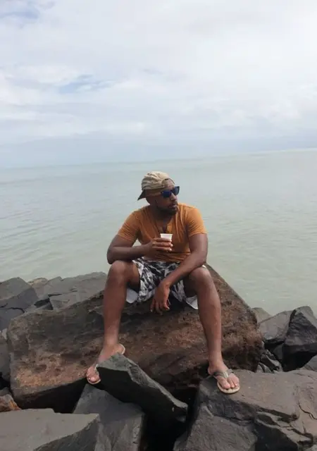 Cdric из Парижа, мне 35, познакомлюсь