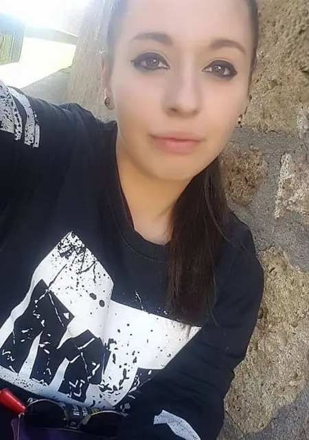 Я Sara, 24, из Рима, ищу знакомство