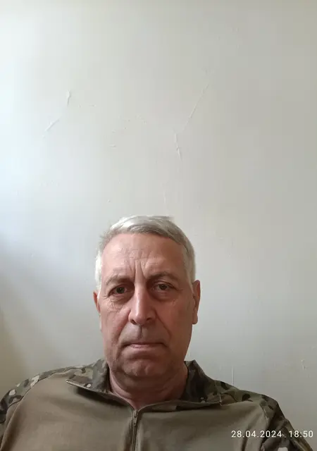 Я Евгений, 56, знакомлюсь без обязательств в Казани