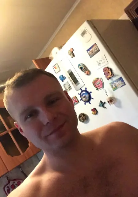 Я Николай, 34, знакомлюсь на одну ночь в Москве