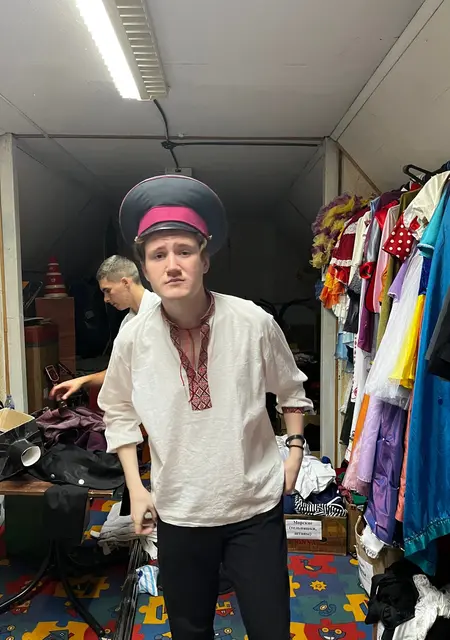 Я Василий, 19, знакомлюсь без обязательств в Алуште