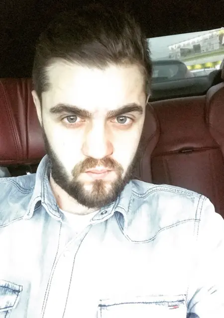 Я Эдвард, 35, из Горок Ленинских, ищу знакомства без обязательств