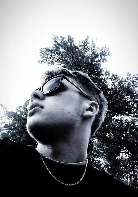 Я Иван, 20, знакомлюсь без обязательств в Великом Новгороде