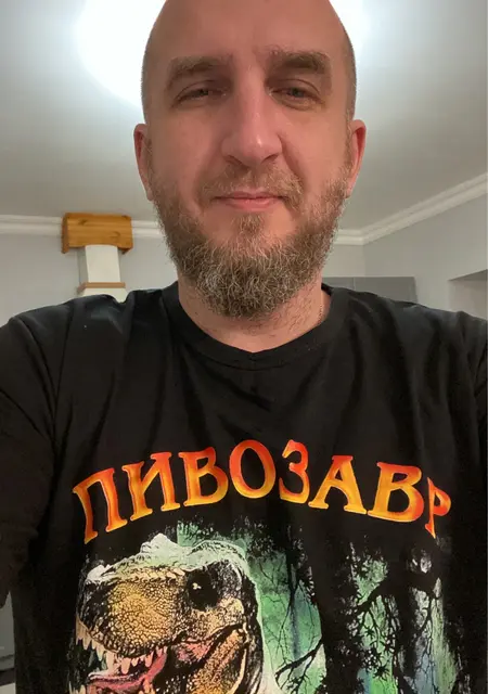 Илья из Тольятти, ищу на сайте знакомства без обязательств