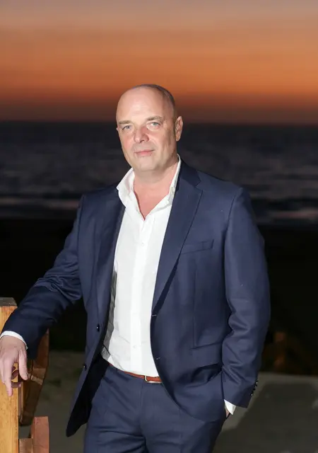 Я Piter, 53, знакомлюсь на одну ночь в Одессе