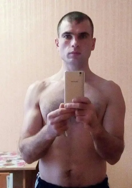 Я Александр, 43, из Валуек, ищу знакомства без обязательств