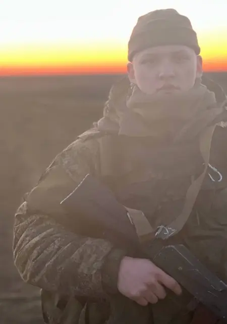 Я Александр, 25, из Москвы, ищу знакомство для приятного времяпровождения