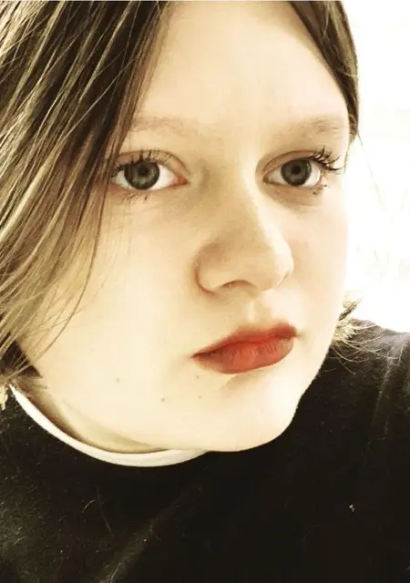 Я Полина, 18, из Москвы, ищу знакомство для дружбы