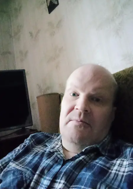 Я Михаил, 52, из Санкт-Петербурга, ищу знакомства на одну ночь