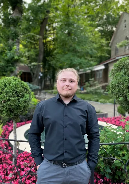 Дмитрий из Люберец, мне 27, познакомлюсь без обязательств