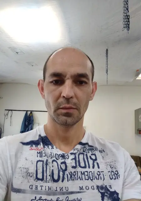 Я Roman, 40, из Чебоксар, ищу знакомство для приятного времяпровождения