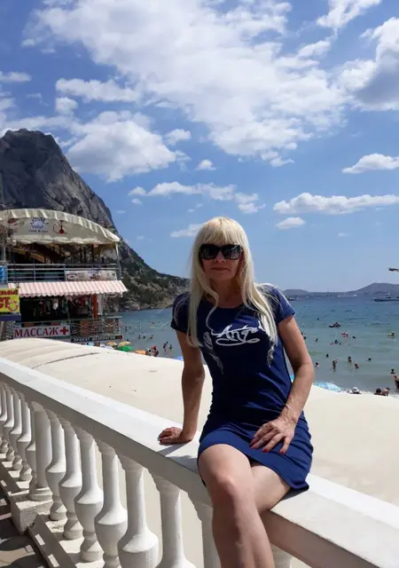 Светлана из Белгорода, мне 52, познакомлюсь без обязательств