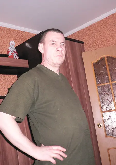 Я Виктор, 47, из Тольятти, ищу знакомство для постоянных отношений