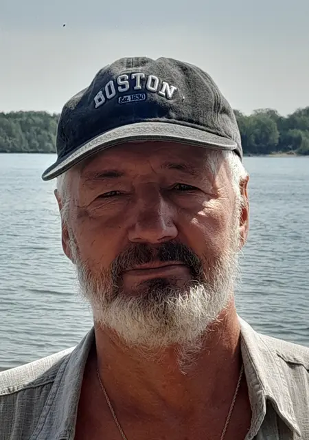 Алексей из Новосибирска, мне 67, познакомлюсь без обязательств