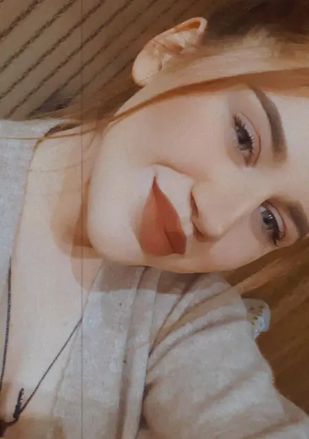 Василиса из Астрахани, мне 24, познакомлюсь для общения