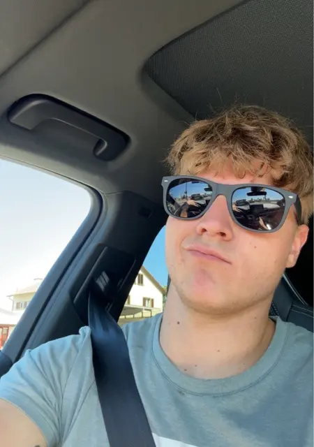 Я Jan, 21, из Москвы, ищу знакомство для общения