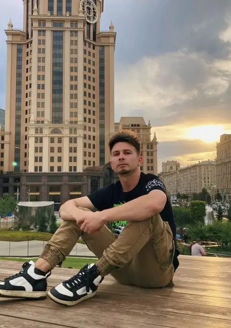 Коля из Скопина, ищу на сайте знакомства без обязательств