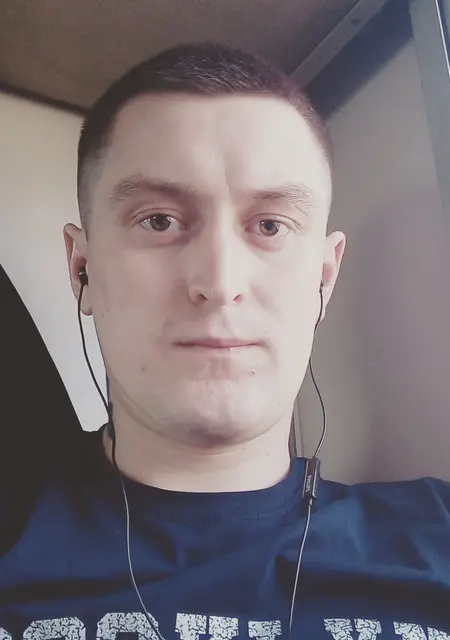 Я Александр, 33, из Вятских Полян, ищу знакомства без обязательств