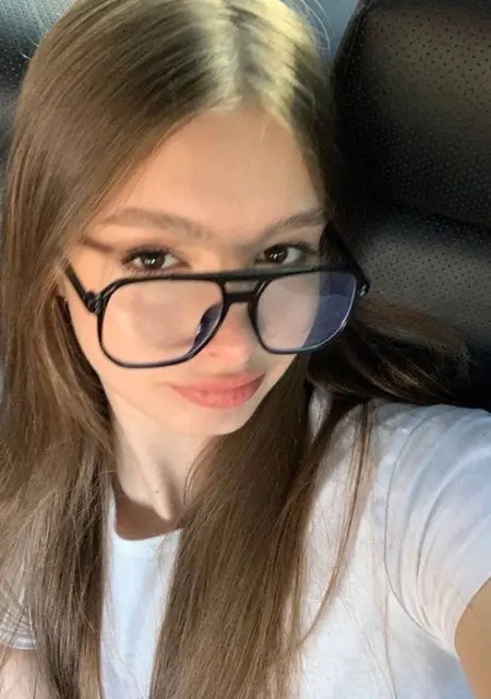 Alina из Волгограда, ищу на сайте общение