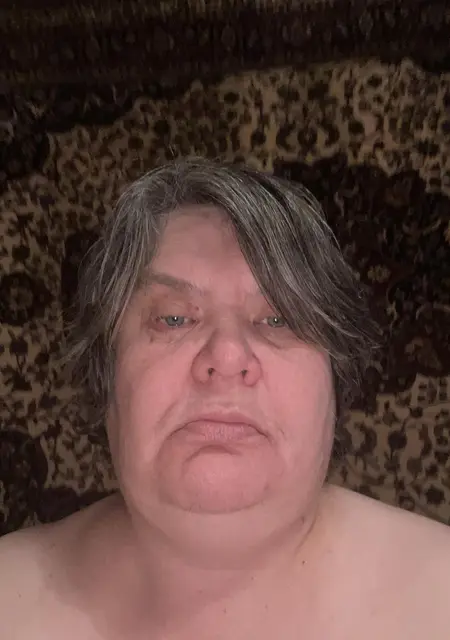 Наталья из Москвы, мне 56, познакомлюсь для приятного времяпровождения