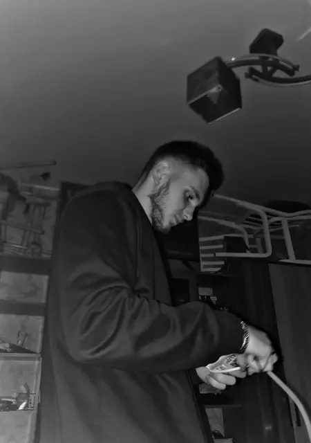 Денис из Пскова, ищу на сайте знакомства без обязательств