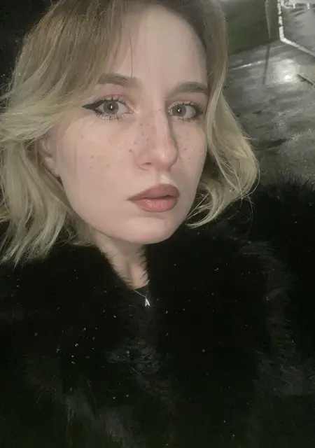 Анна из Воронежа, мне 23, познакомлюсь на одну ночь