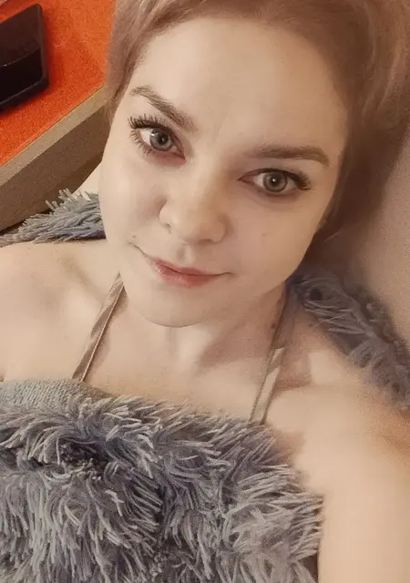 Я Оля, 33, знакомлюсь для постоянных отношений в Санкт-Петербурге