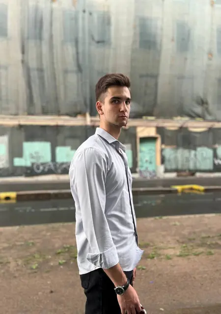 Игорь из Тулы, мне 23, познакомлюсь на одну ночь