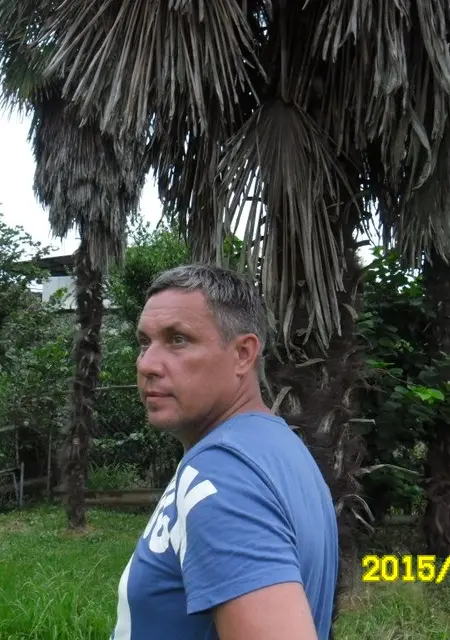 Я Константин, 50, из Тольятти, ищу знакомства на одну ночь