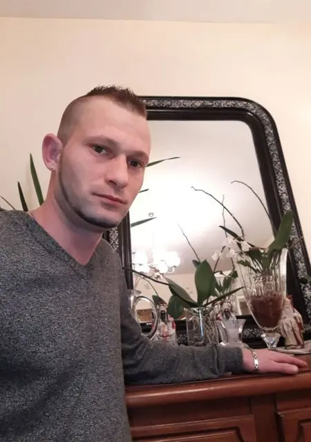 Я Adytza, 35, из Парижа, ищу знакомство