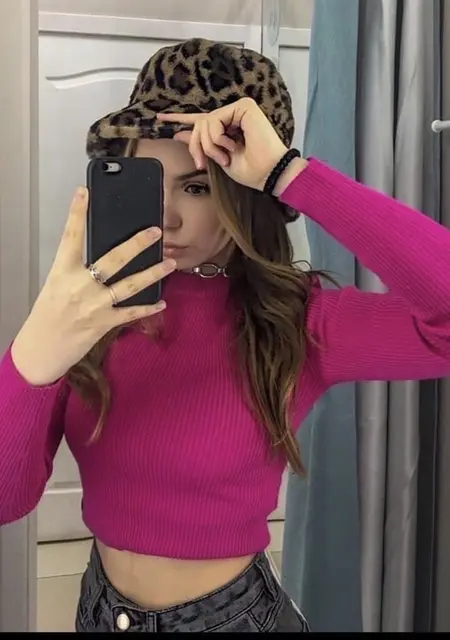 Я Даша, 23, из Дятькова, ищу знакомство для приятного времяпровождения