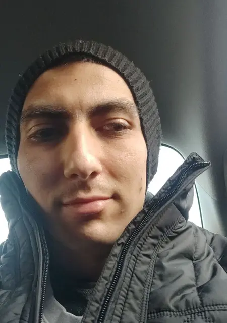 Эдуард из Армавира, ищу на сайте знакомства на одну ночь