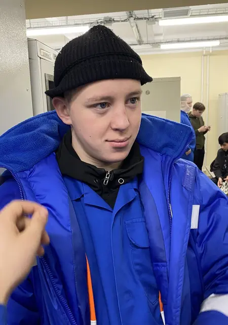 Я Дима, 23, из Новосибирска, ищу знакомство для вирта