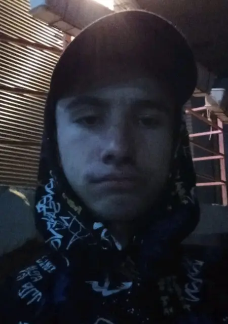 Александр из Батайска, ищу на сайте знакомства на одну ночь