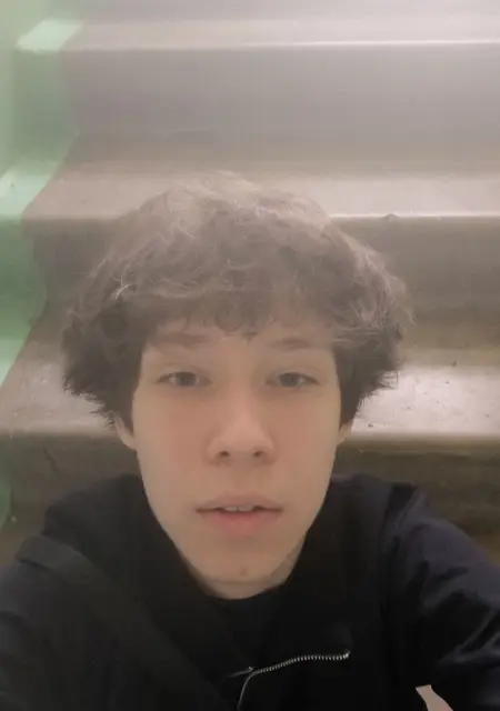 Я Рамазан, 18, из Нижнекамска, ищу знакомства без обязательств
