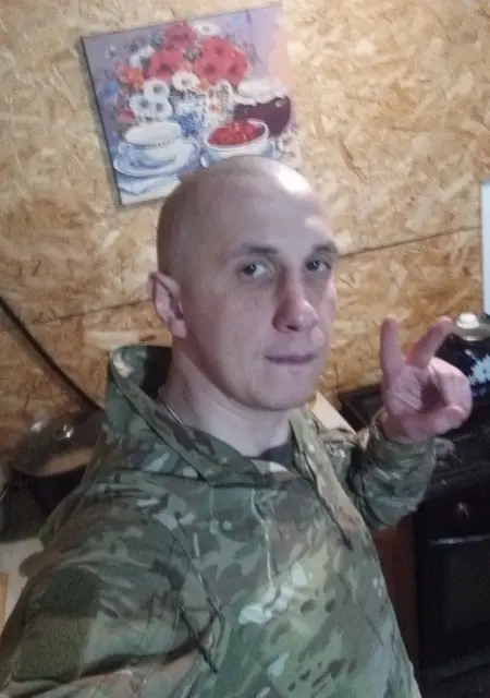 Владимир из Санкт-Петербурга, мне 33, познакомлюсь для приятного времяпровождения